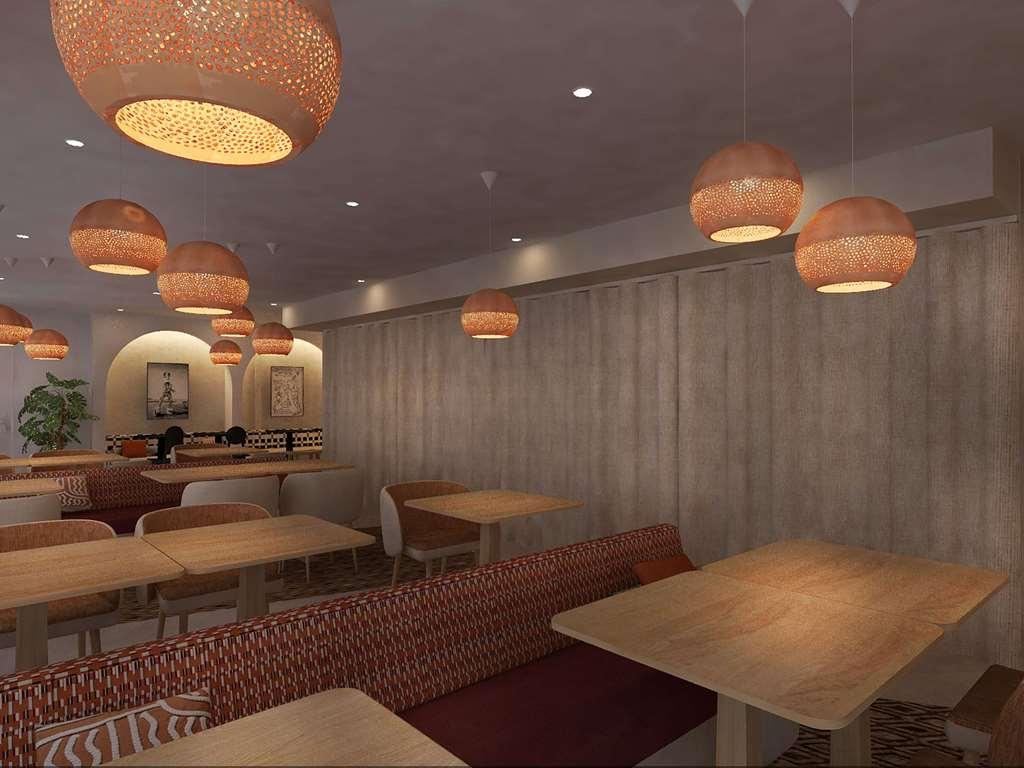 Mercure Saint Raphael Centre Plage Restoran gambar