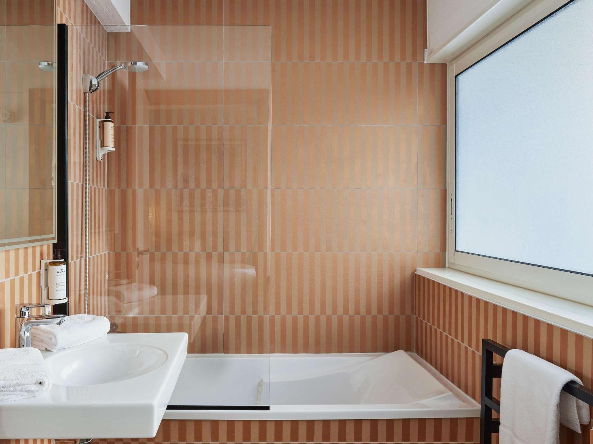 Mercure Saint Raphael Centre Plage Luaran gambar